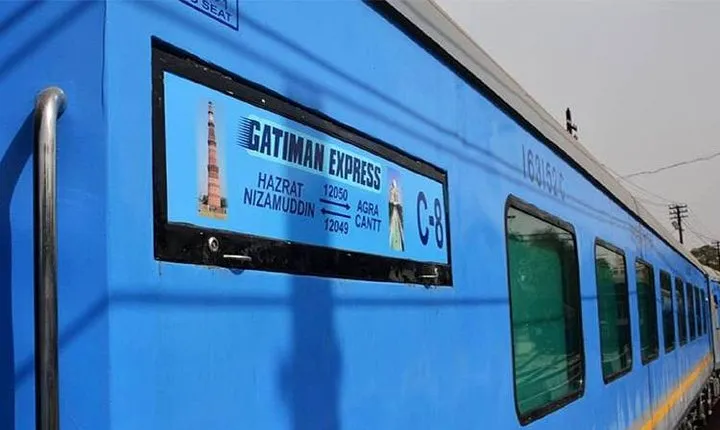 Taj Mahal Tour By Gatimaan Express Train