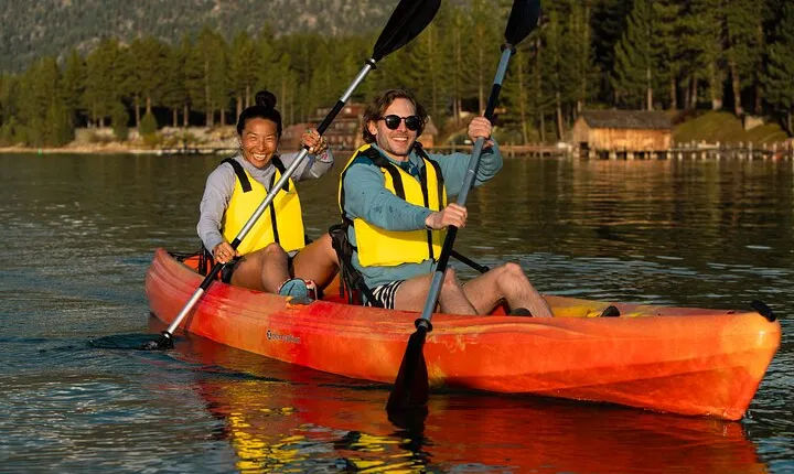 3 Hour Tandem Kayak Rental in South Lake Tahoe for Two People
