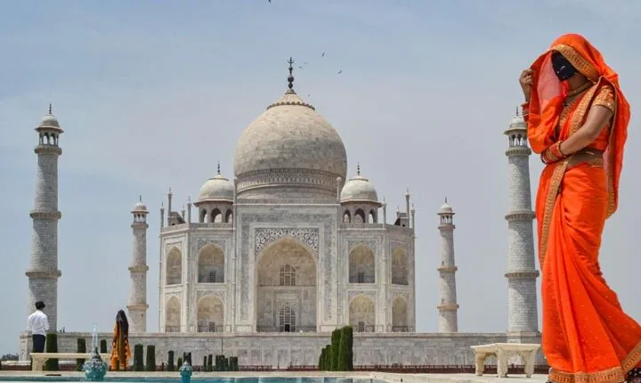 Private Sunrise Tour To Taj Mahal From Delhi By Car