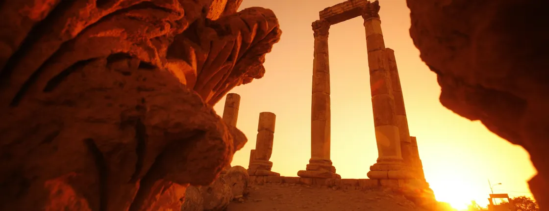 Private day or night sightseeing tour in Amman