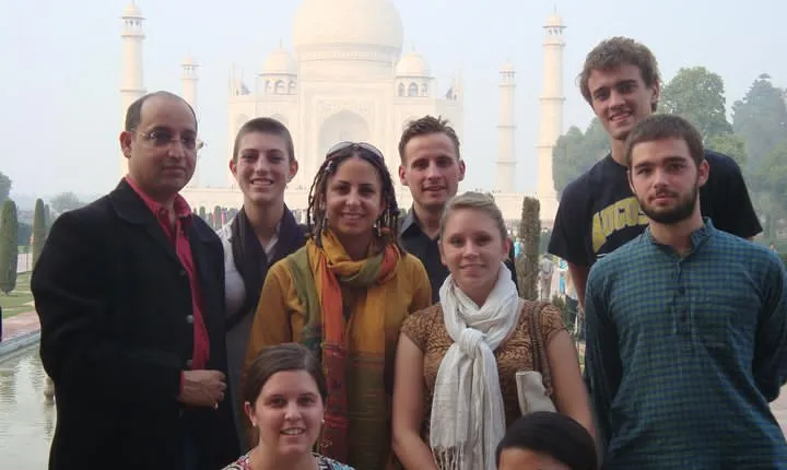 Same Day Taj Mahal Agra Tour By Car from Delhi