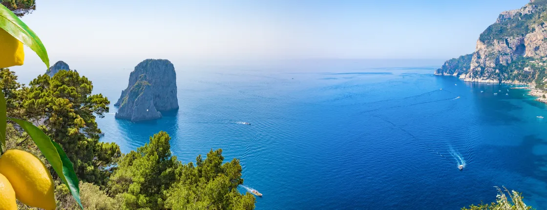 "Living la Dolce Vita" Capri Boat Tour