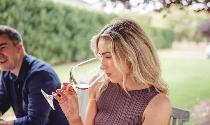 Premium Winery Tour with Tannin Road (Departs Dunsborough)