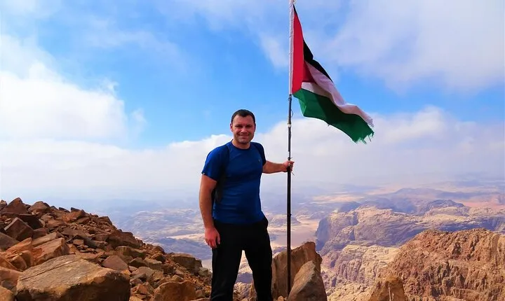 Full-Day Tour Hiking Jordan's Highest Mountain