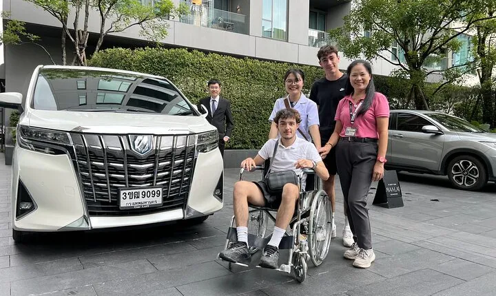 Wheelchair & Luxury Tour to Floating & Railway Markets