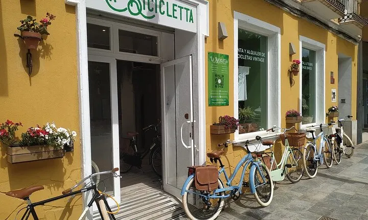 Vintage Style Bike Rental in Malaga