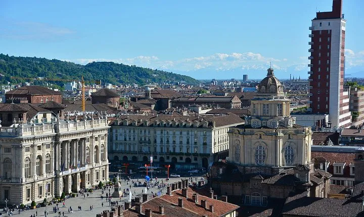 Private transfer from Milan to Turin with Hotel pick-up and drop off