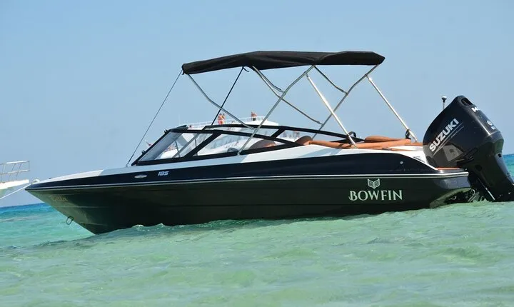 4-Hour Private Speedboat to See Dolphins from Hurghada 