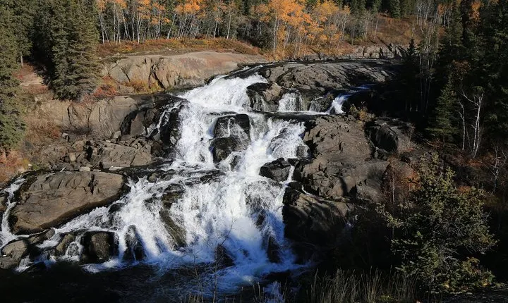 Cameron Falls Hiking Tour