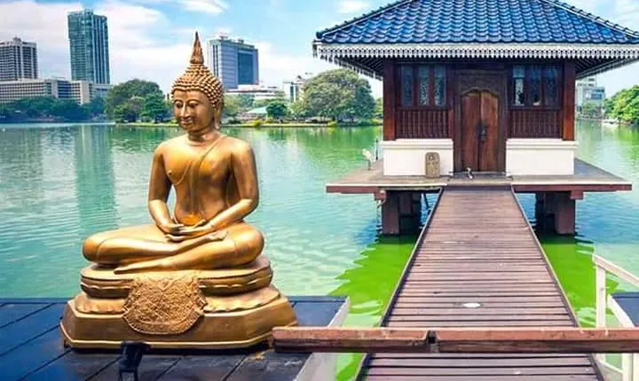 All inclusive - Full day temple tour in Colombo and suburbs