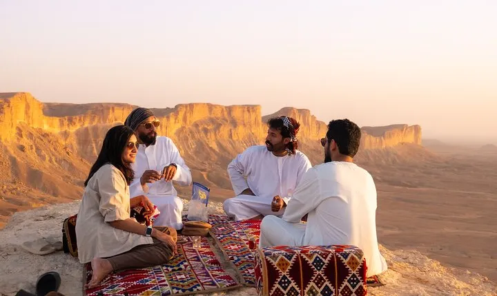 Edge of the World & Keshta in Riyadh