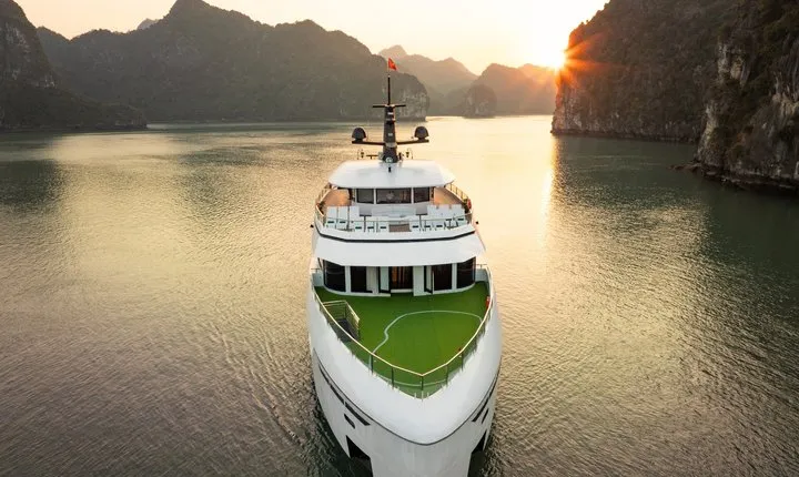 Hera Luxury Day Cruise 07 Hours on Bay from Tuan Chau Harbor