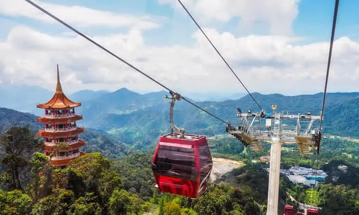 Genting Highlands Day Trip from Kuala Lumpur with Skyway Cable Car Ride