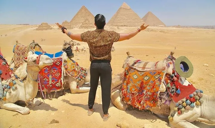 3-Day Private Guided Tour to Cairo, Giza, Alexandria, Saqqara and Dahshur+ Lunch