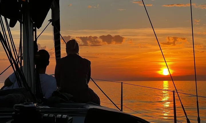 Sunset Sailing along the Marbella coast from Puerto Banus