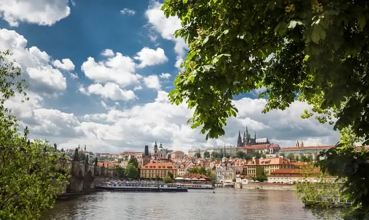 Prague Castle and Canal River Boat Tour