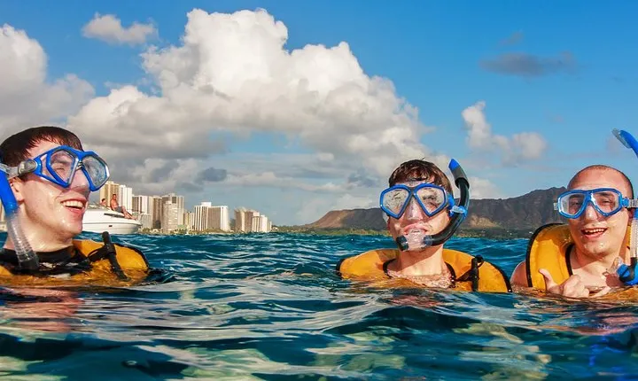Turtle Canyon Snorkel Excursion from Waikiki, Hawaii