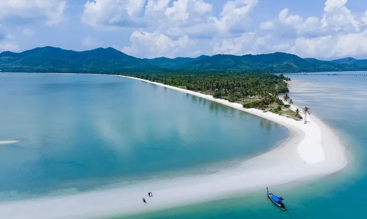 James Bond and Hong Krabi Islands Private Boat Tour