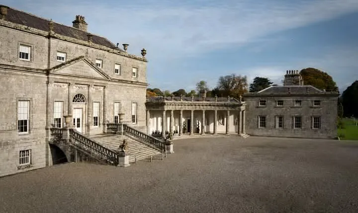 Guided House Tour in Ireland