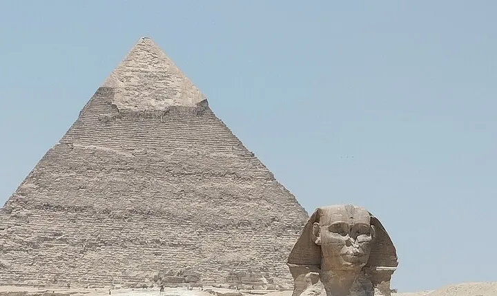 Private Tour To The Great Pyramids and Sphinx with lunch