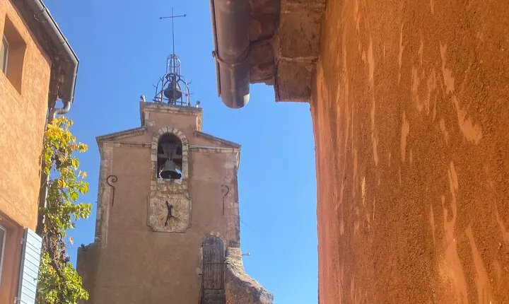 Private Village Hopping Tour in Luberon