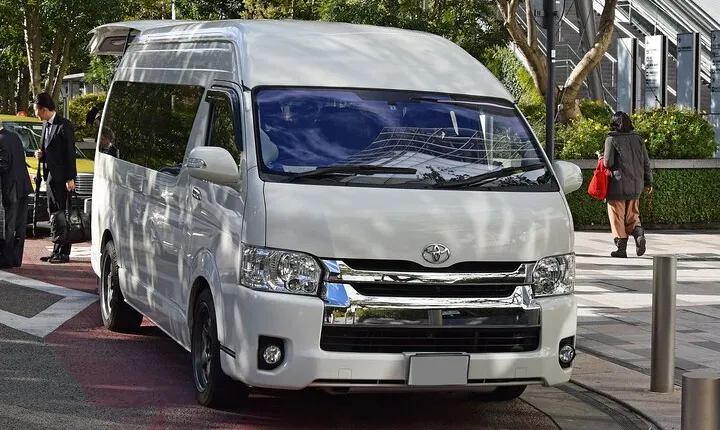 Private Transfer from Shimonoseki Port to Fukuoka Airport (FUK)