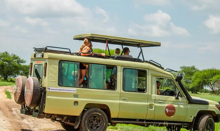 2 Days Tarangire & Ngorongoro Budget Safari Tour Tanzania