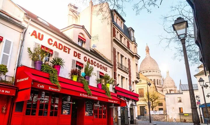 Montmartre Walking Tour An Artists View of Paris