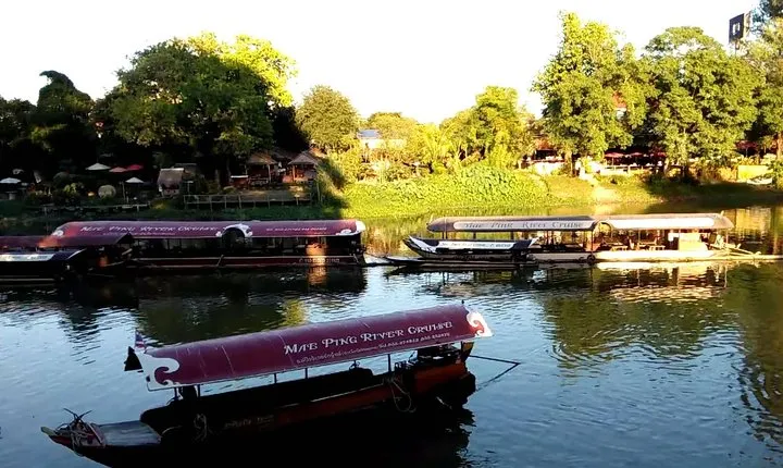 Chiang Mai Farm Life & Khao Soy Tasting on a Half-Day Boat Tour