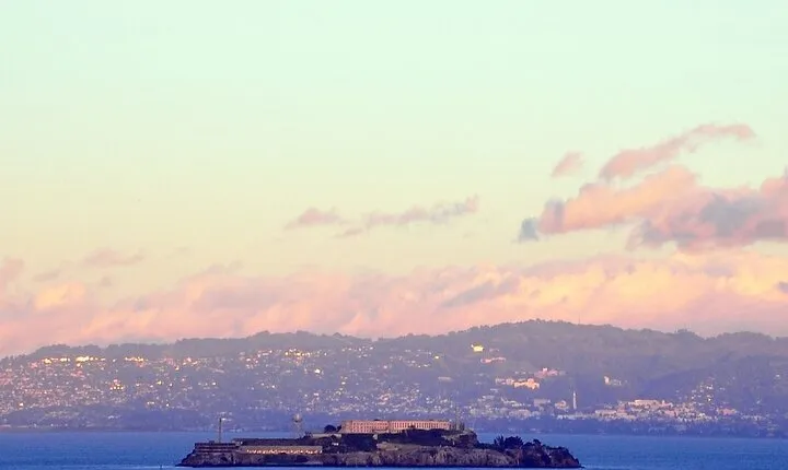 Alcatraz Day Tour and 1-Day City Bus Tour in San Francisco