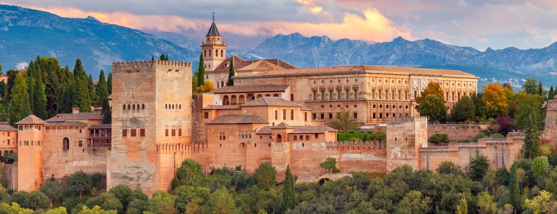 Granada full-day excursion with Alhambra tickets from Malaga