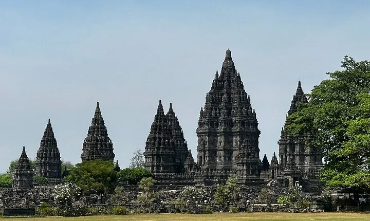 Private Tour of Prambanan Temple and Merapi Lava