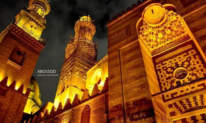 Private Tour To Islamic Cairo and Khan El-Khalili Tourist Bazaar