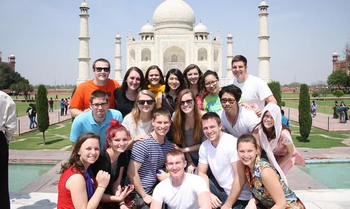 Private Taj Mahal Tour from Delhi by Car -All Inclusive