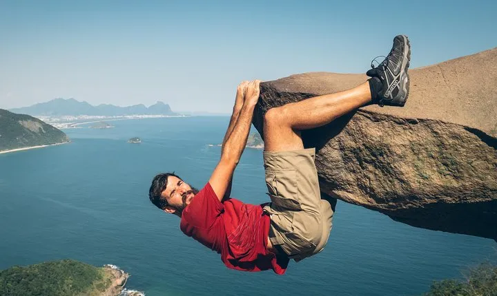 Telegraph Rock: Scenic Hike to a Picture-Perfect Illusion View