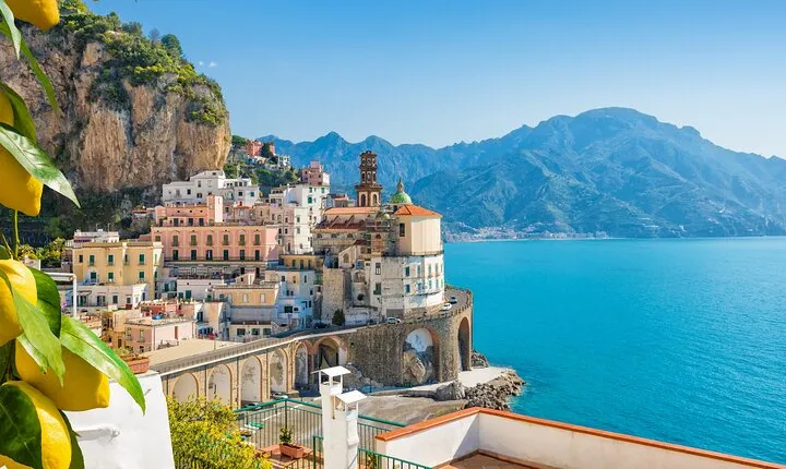 Private direct transfer from Naples to Atrani