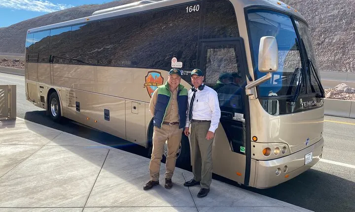 Shuttle Between Las Vegas, St George, Kanab and Page