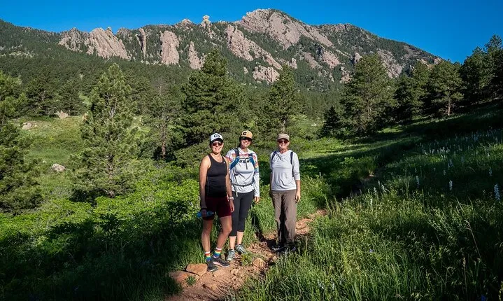 Guided Hiking Adventures in Colorado with Local Treats