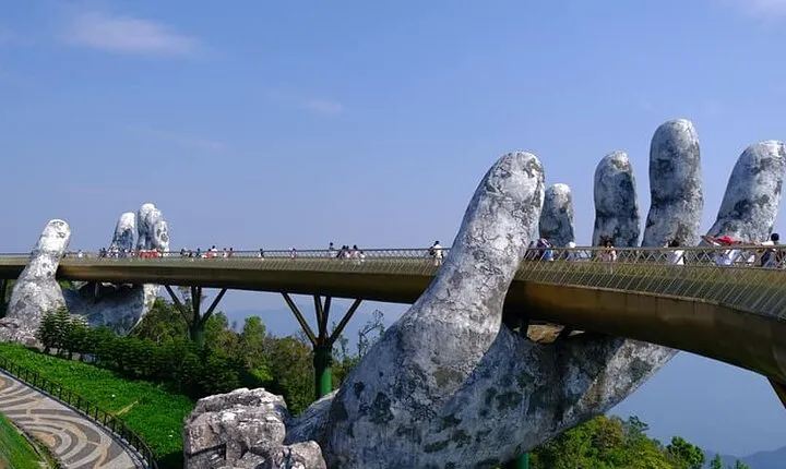 Golden Bridge Buddha Hands & My Son Holyland Private Fullday Tour