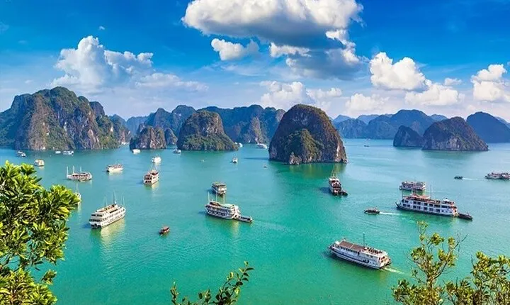 2 Days Amazing Halong Bay Cruise starting from Tuan Chau Harbor