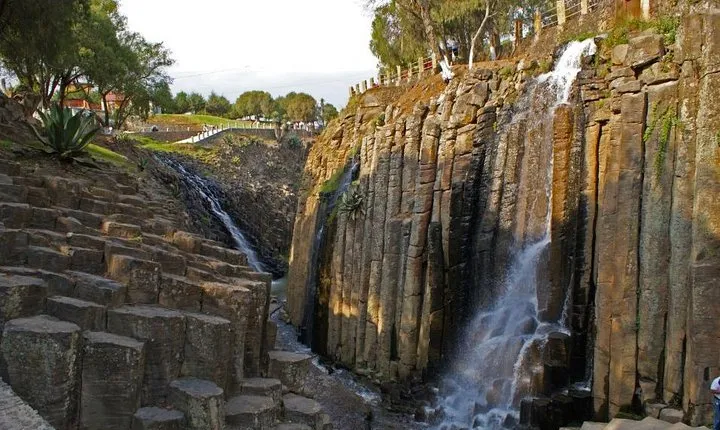 Pueblos Magicos & Basaltic Prisms Private Tour