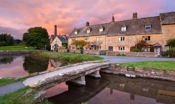 Private Day Tour to Oxford and The Cotswolds