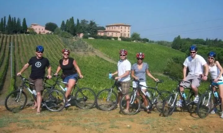 Tuscany E-Bike Tour: from Florence to Chianti with lunch and tastings