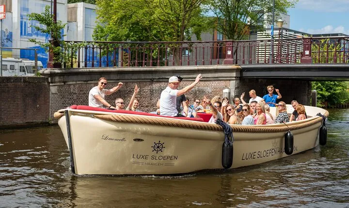 Private Canal Tour Haarlem, your private boat with a captain