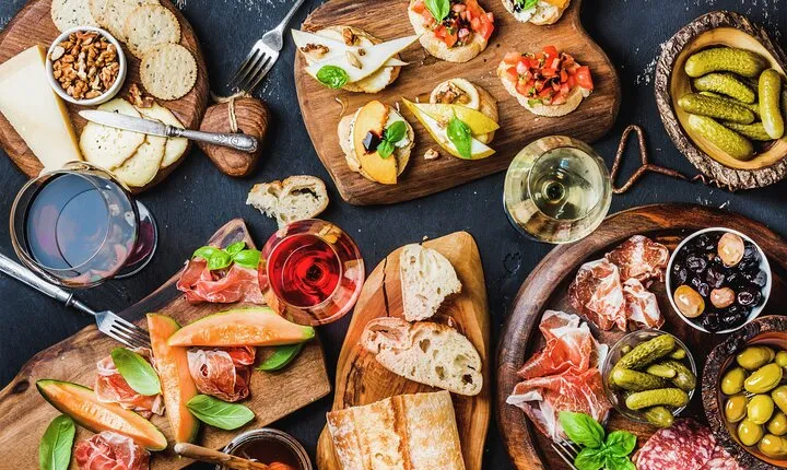 Traditional Italian Food and Milan Old Town Private Tour 