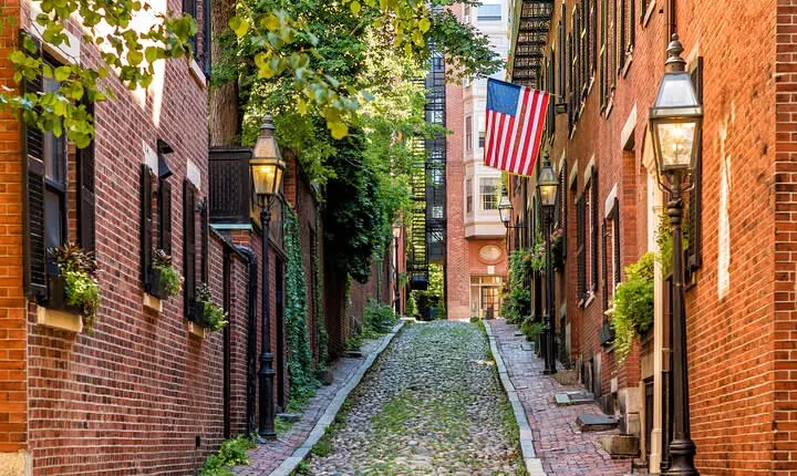 Boston: Underground Railroad History Tour of Beacon Hill