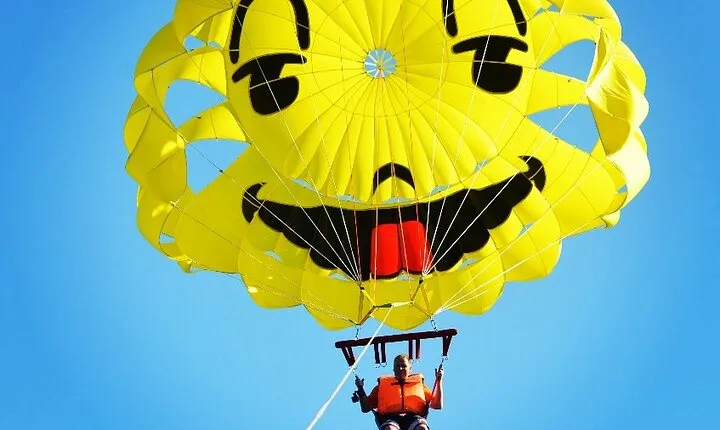 Hurghada Parasailing Experience