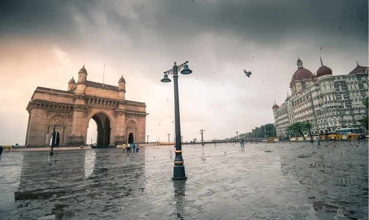 Cultural & Heritage Trails of Old Town Mumbai Guided Walking Tour