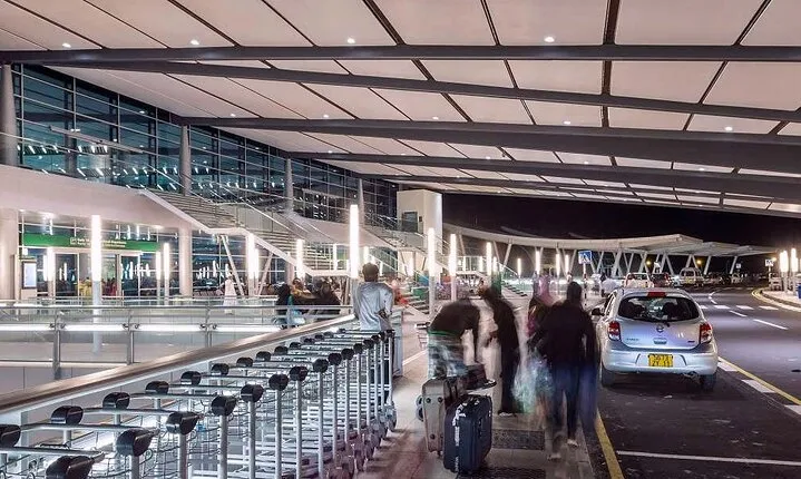 Private Airport/hotel Transfers