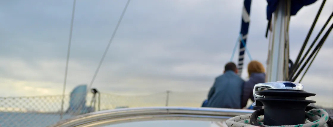 2 hours Sailing Tour with Open Bar and Snacks